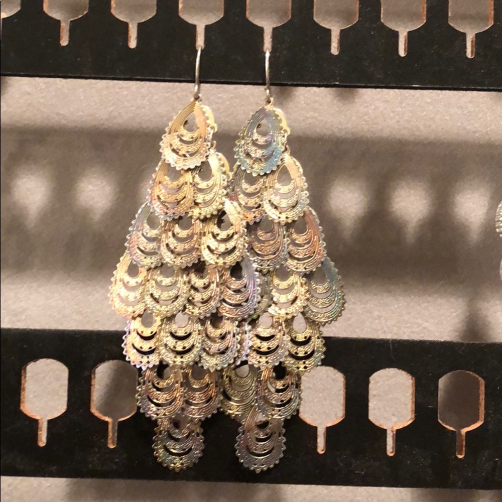 Chandelier earrings
